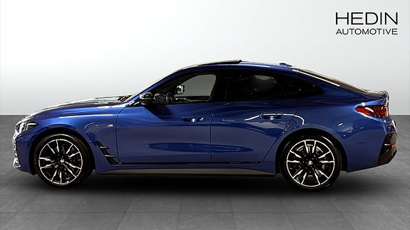 BMW i4 6 of 12