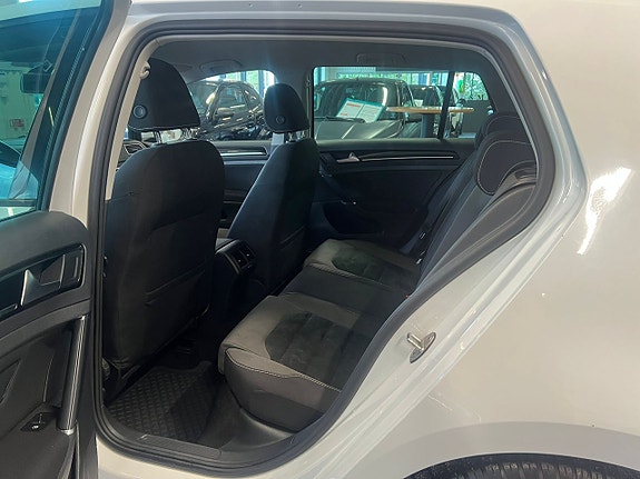 Volkswagen Golf I 14 of 23