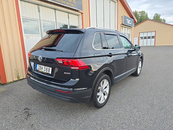Volkswagen Tiguan 7 of 23