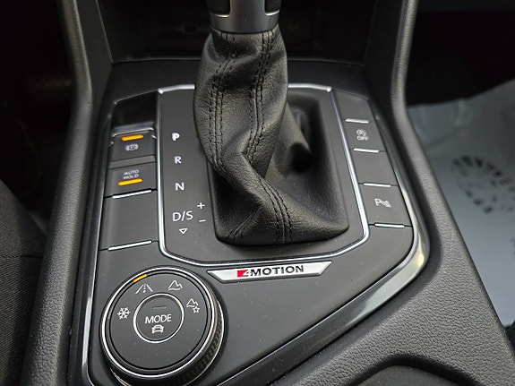 Volkswagen Tiguan 19 of 23