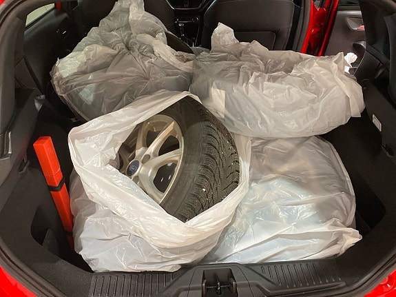 Ford Fiesta 14 of 15