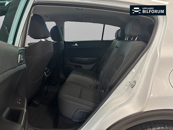 Kia Sportage 9 of 16