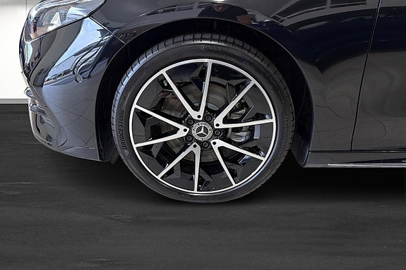 Mercedes-Benz CLA250+ 5 of 12