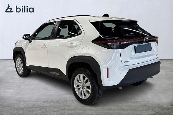 Toyota Yaris Cross 2 of 21