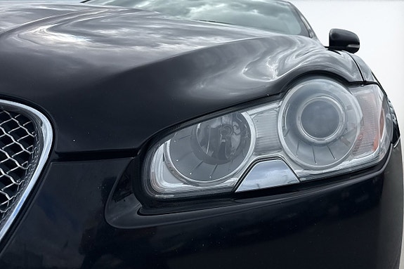Jaguar XF 10 of 21