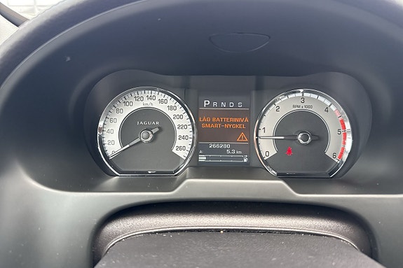 Jaguar XF 20 of 21