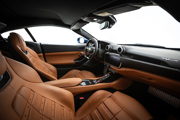 Ferrari Portofino M 19 of 30