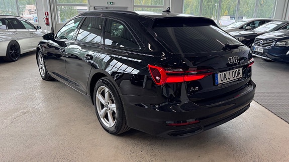 Audi A6 4 of 15