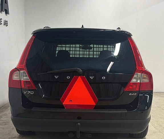 Volvo V70 6 of 10