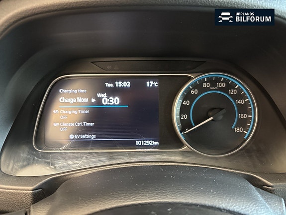 Nissan Leaf 10 of 16