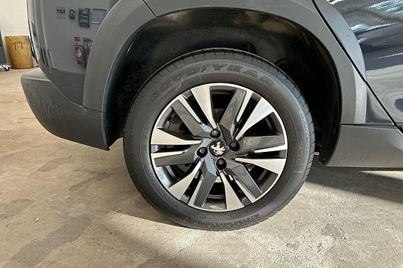 Peugeot 2008 18 of 21