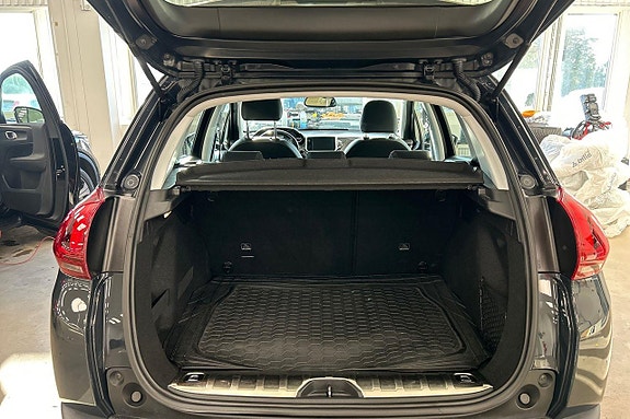 Peugeot 2008 17 of 21