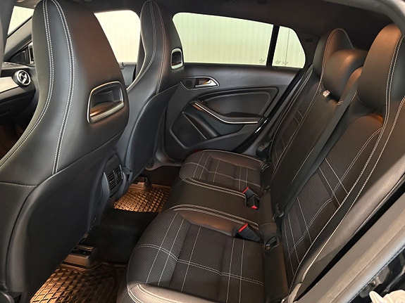 Mercedes-Benz CLA220 d 17 of 21
