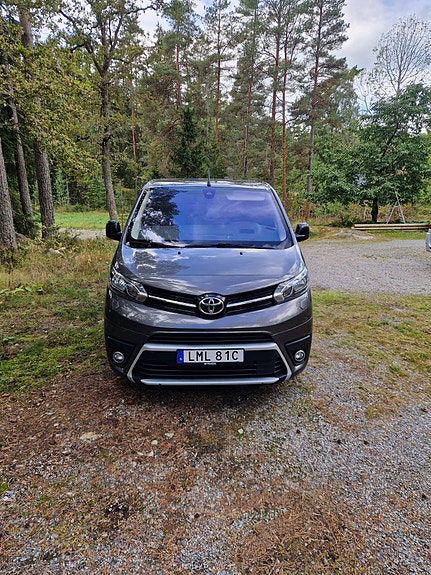 Toyota Proace 2 of 8