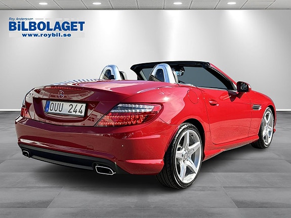 Mercedes-Benz SLK200 3 of 16