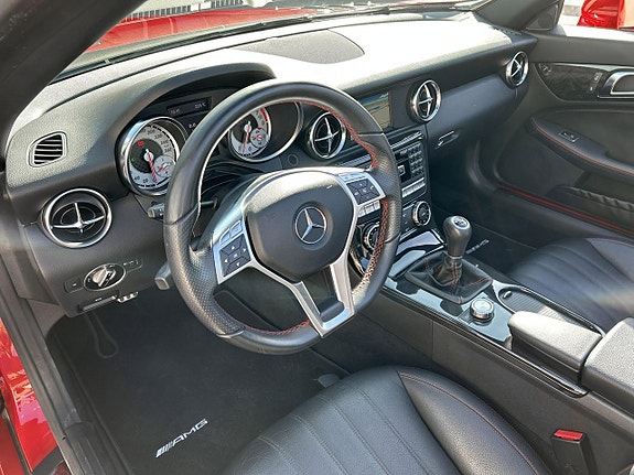 Mercedes-Benz SLK200 11 of 16