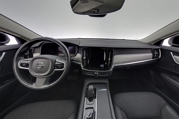 Volvo V90 7 of 18