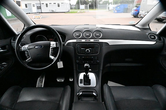 Ford S-MAX 6 of 11