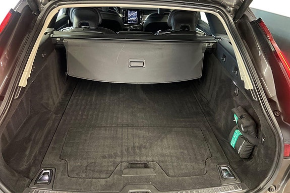 Volvo V90 30 of 30