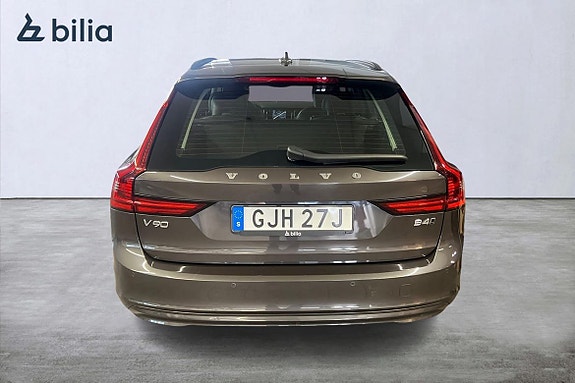 Volvo V90 8 of 30