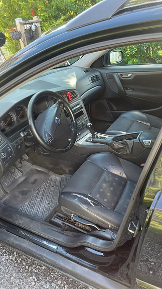 Volvo V70 5 of 8