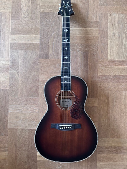Gitarr - PRS SE P20E Parlour (nyskick)