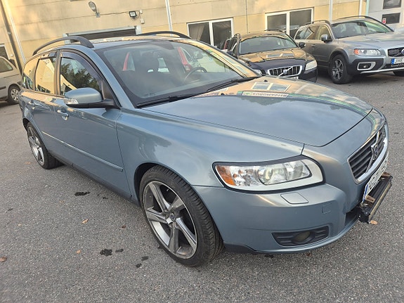 Volvo V50 7 of 18
