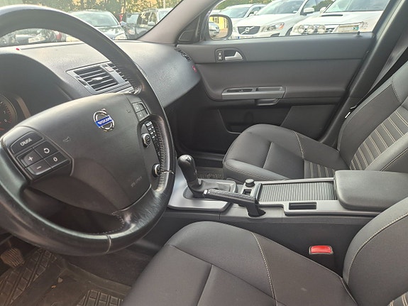 Volvo V50 16 of 18