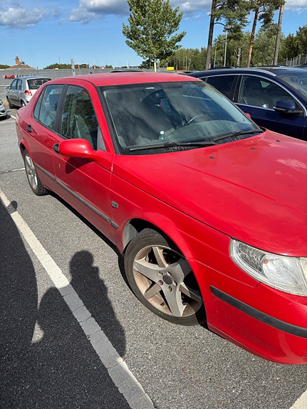 Saab 9-5 2 of 4