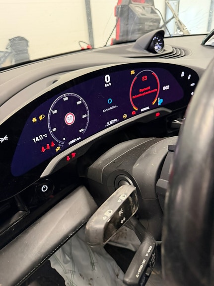 Porsche Taycan 4S 5 of 15