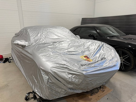 Porsche Taycan 4S 15 of 15