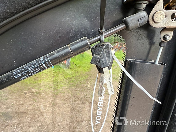 Flakkåpa/Skåp Carryboy Isuzu D-max 18 of 26