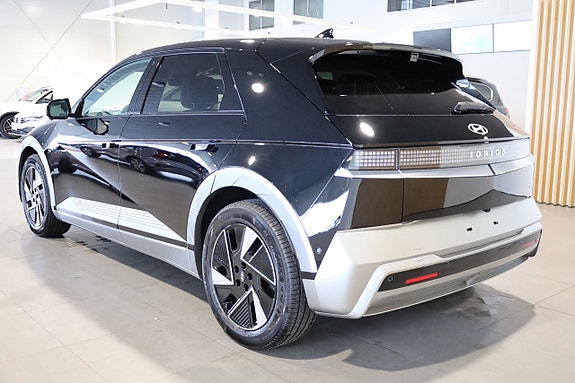 Hyundai Ioniq 5 3 of 24