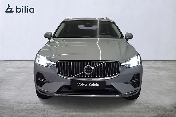 Volvo XC60 2 of 30