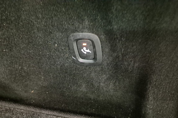 Volvo XC60 28 of 30