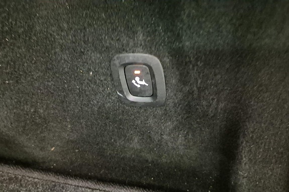 Volvo XC60 27 of 30