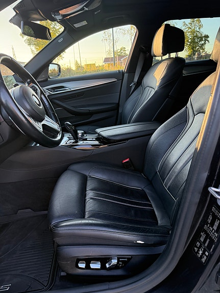 BMW 540i 9 of 10