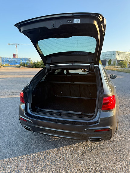 BMW 540i 5 of 10