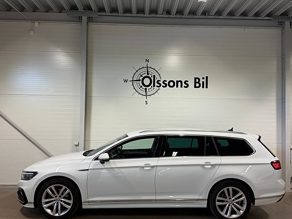 Volkswagen Passat 3 of 22