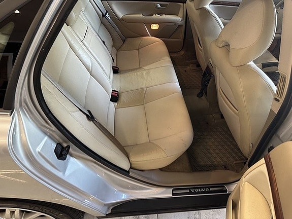 Volvo S80 17 of 22