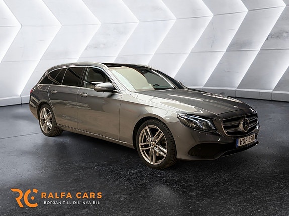 Mercedes-Benz E220 5 of 23