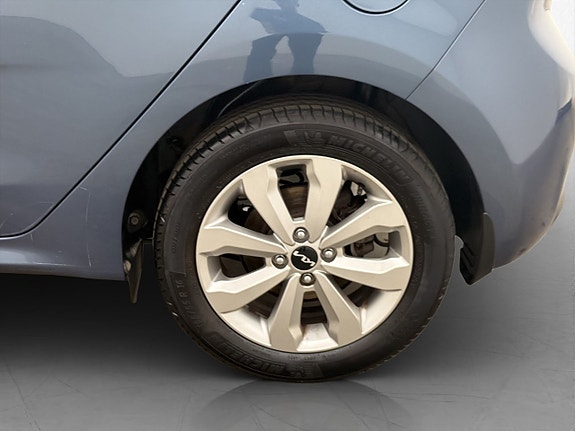 Kia Rio 26 of 26