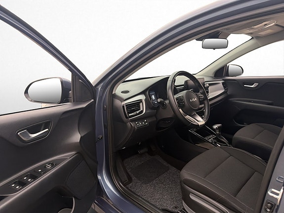 Kia Rio 9 of 26