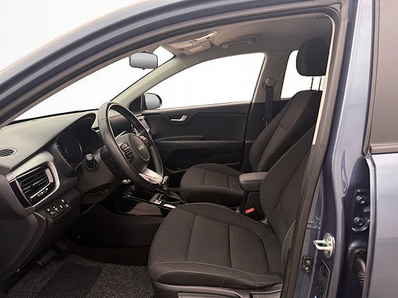 Kia Rio 10 of 26