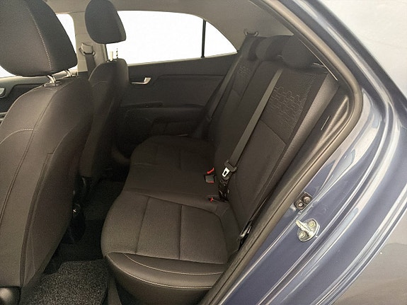 Kia Rio 21 of 26