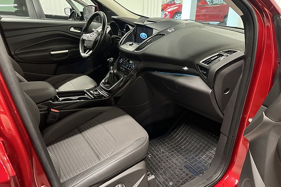 Ford Kuga 10 of 11
