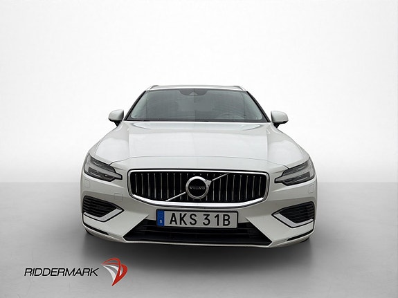 Volvo V60 2 of 30