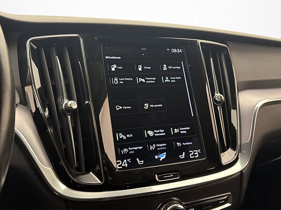 Volvo V60 19 of 30