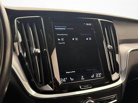 Volvo V60 17 of 30