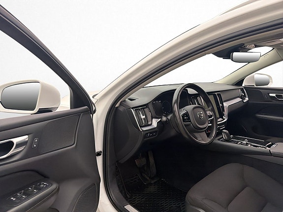 Volvo V60 10 of 30